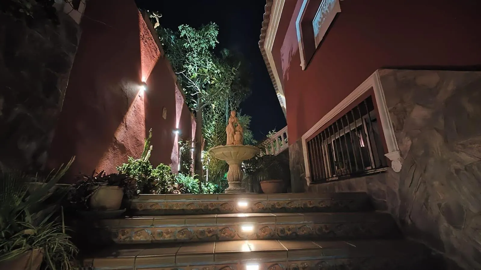 Majestic Villa By The Beach Benalmadena