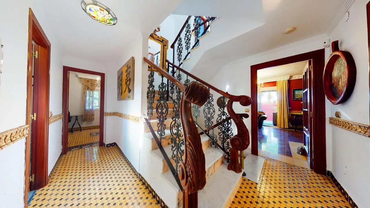 Majestic Villa By The Beach Benalmadena