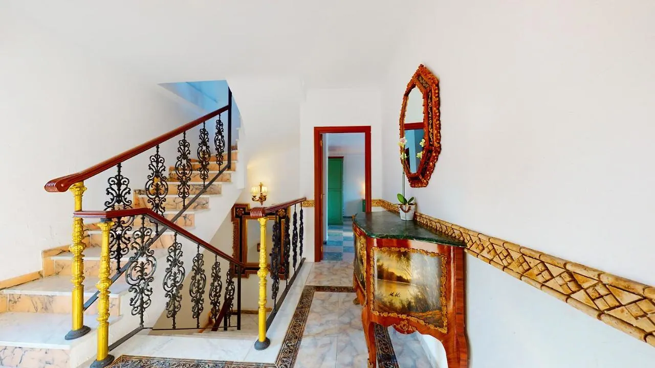 Majestic Villa By The Beach Benalmadena