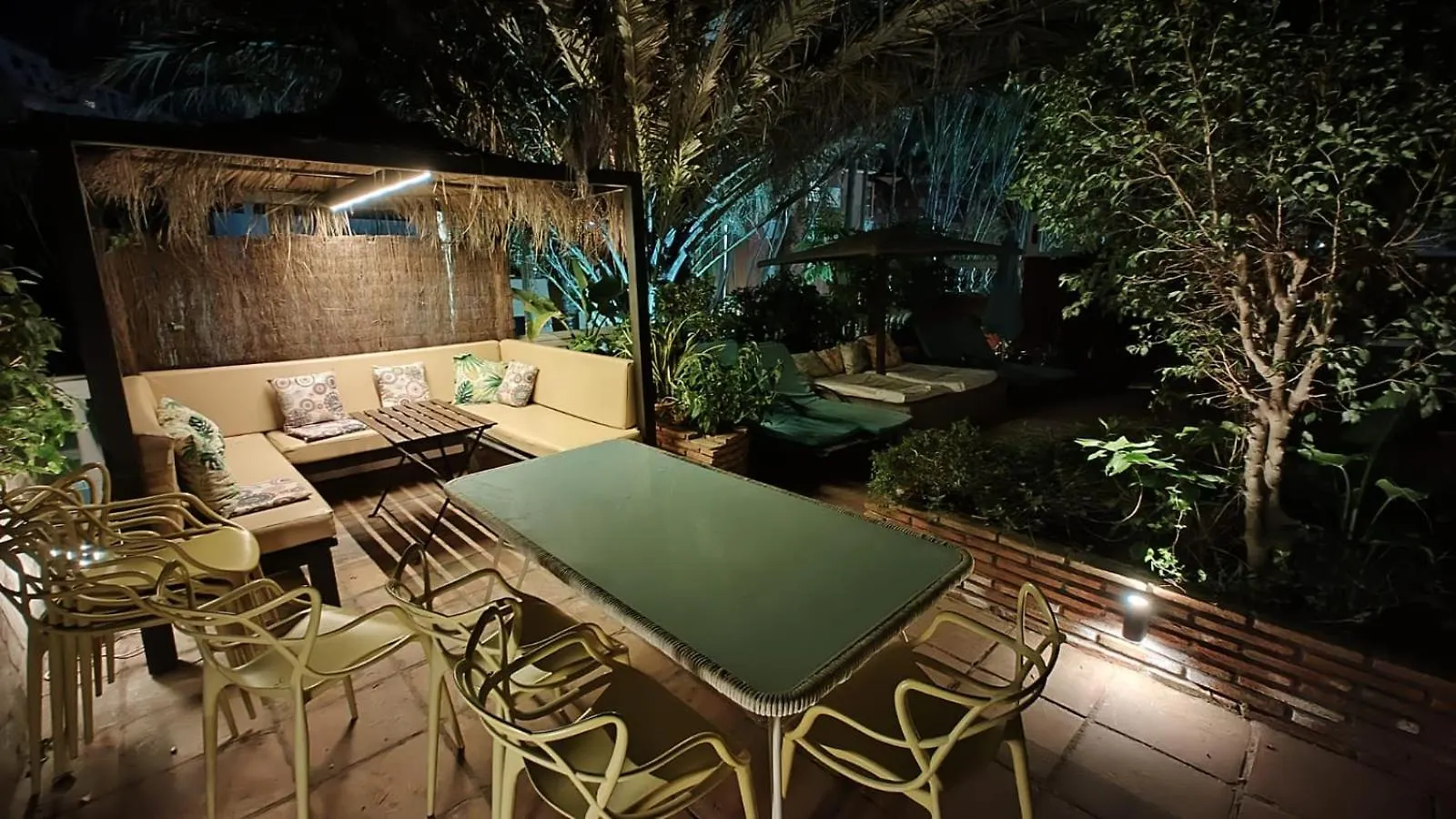 Majestic Villa By The Beach Benalmadena 0*,